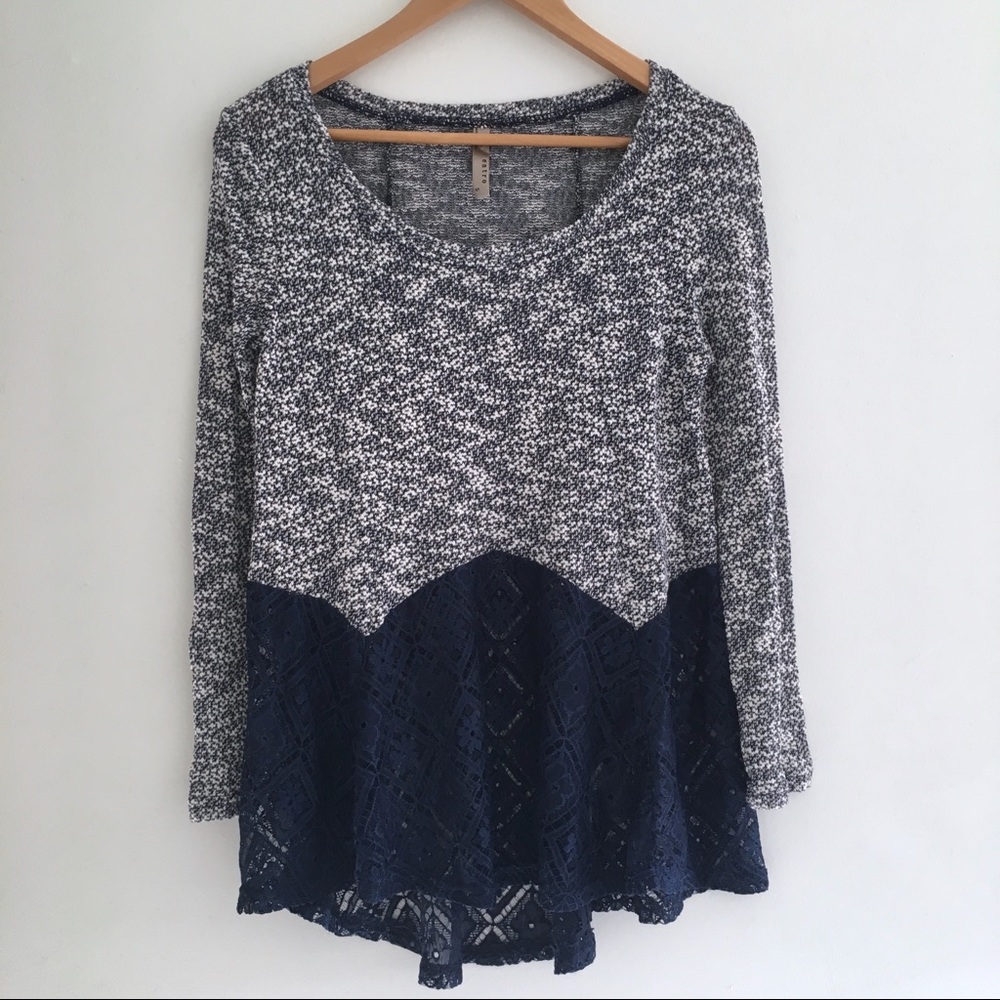 ENTRO |Knit Lace Cottagecore Sharkbite Hem Sweater
